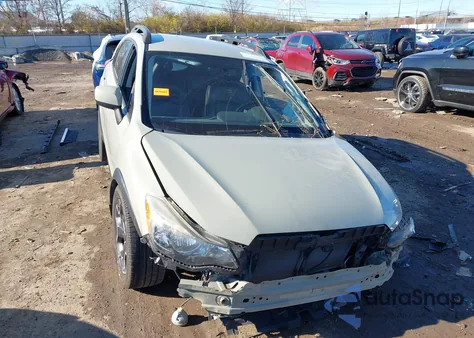 2014 Subaru Xv Crosstrek 2.0I Limited from USA, damaged, VIN JF2GPAGC6E8300300